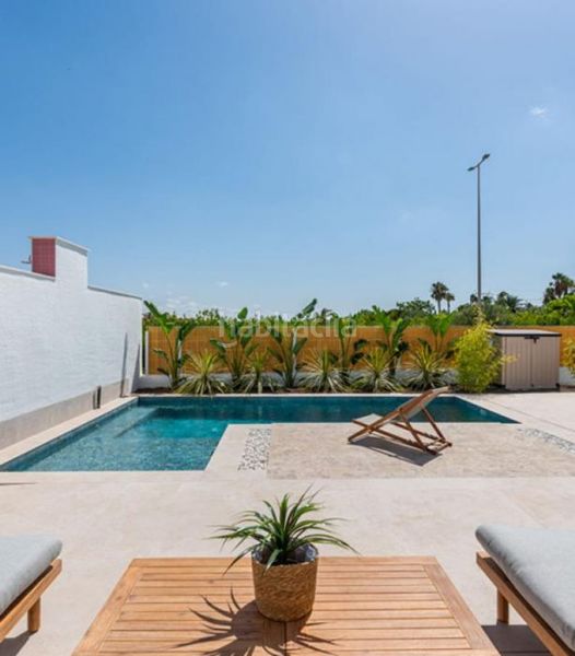 Foto 3b351212-5ebe-400a-a990-d838b3fd41c5. Xalet amb piscina a Benijófar