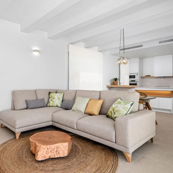 Foto 51352c5f-49f5-4bb1-be9a-c148e985712a. Xalet amb piscina a Benijófar