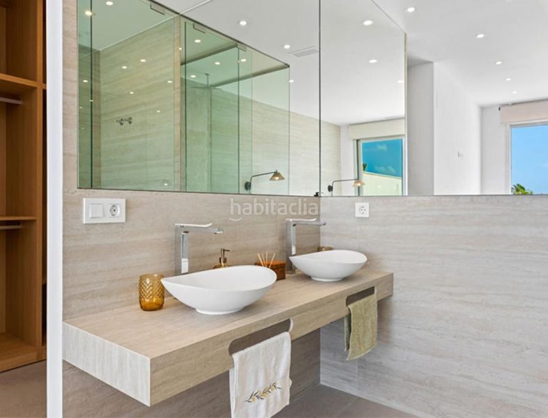 Foto 6d62dd84-f7cf-4d83-9793-9ff53816961e. Xalet amb piscina a Benijófar