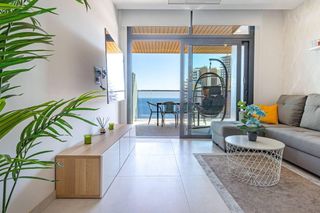 Etagenwohnung  Avenida república argentina. Piso luminoso en con vista al mar en benidorm