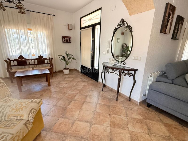 Foto 5968300b-9d8d-4a9f-b87b-c2100227cb59. Casa amb aparcament piscina a Novelda