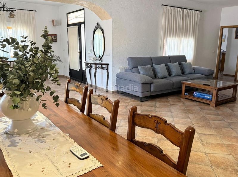 Foto d5e9498e-9f3f-45b5-b131-7e0e03edda41. Casa amb aparcament piscina a Novelda