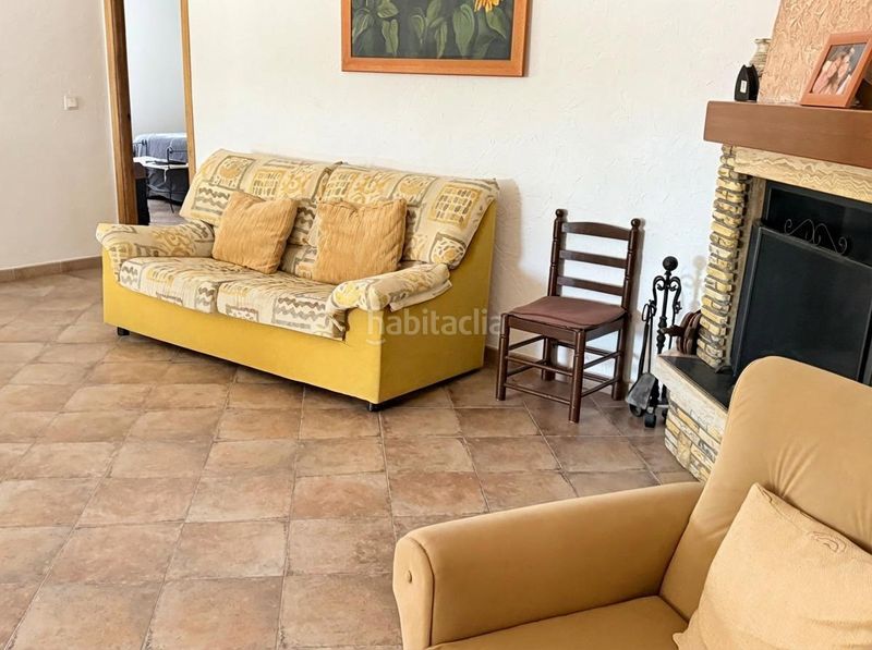 Foto fbde9df5-8464-4868-ba0e-7f5d46826f2f. Casa amb aparcament piscina a Novelda