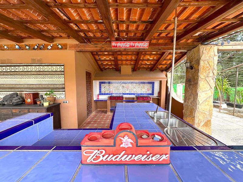 Foto 35317d91-b87a-4b58-87c6-70d037a8523b. Xalet amb aparcament piscina a Catral