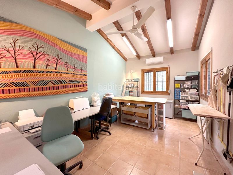 Foto bb6e3a26-e5e8-4543-b63b-f0761e2f1bb5. Xalet amb aparcament piscina a Catral