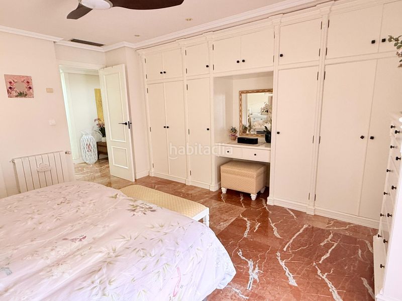 Foto 7205bbd8-cc75-411d-ba75-f5fb81b49c9c. Àtic amb aparcament a Benalúa Alicante