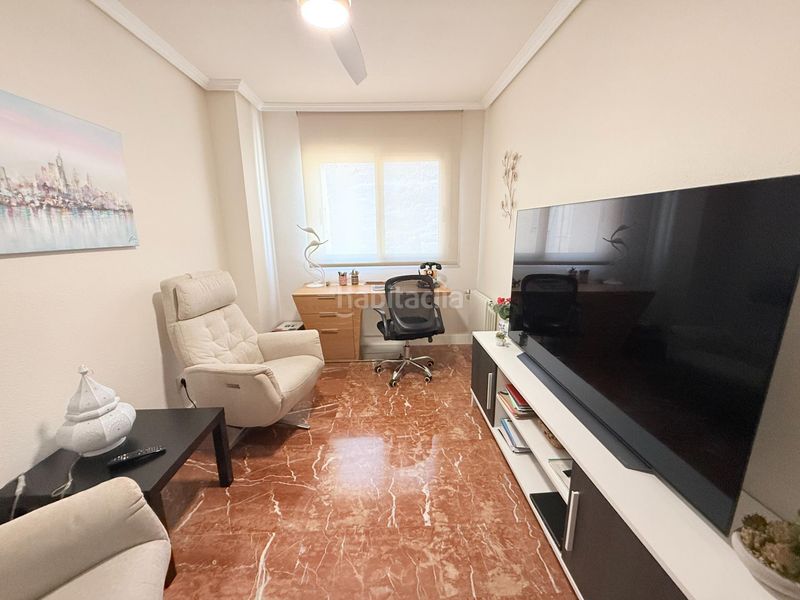 Foto 8a9922bc-c12b-4db2-96ce-dba25996db81. Àtic amb aparcament a Benalúa Alicante