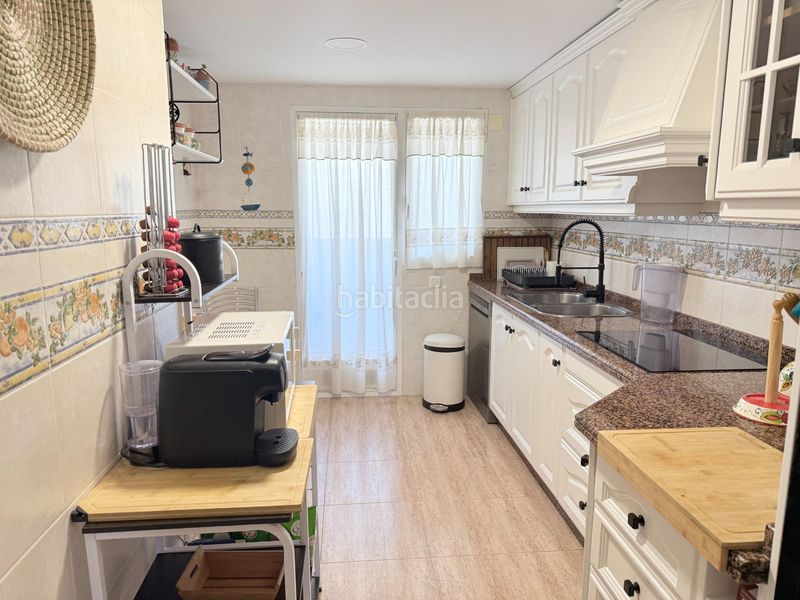 Foto a623f2d0-cef2-4174-a63d-0e00df58caca. Àtic amb aparcament a Benalúa Alicante