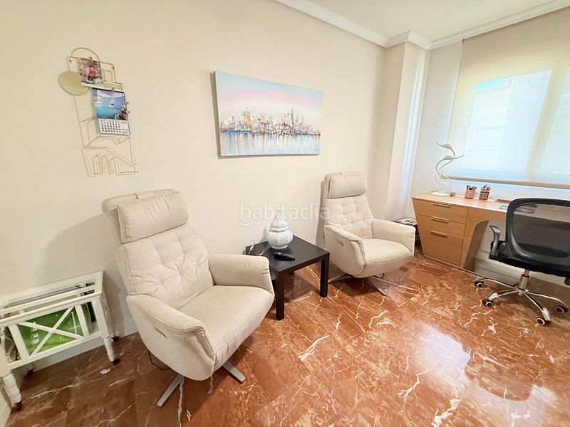 Foto af12b9a0-a3b8-406c-9336-64724373495e. Àtic amb aparcament a Benalúa Alicante