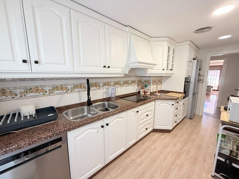 Foto e5417bfa-fbde-4b81-9de1-93a140e790d5. Àtic amb aparcament a Benalúa Alicante