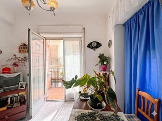 Flat  Valdes. Vivienda exterior con gran potencial en pleno centro de alicante