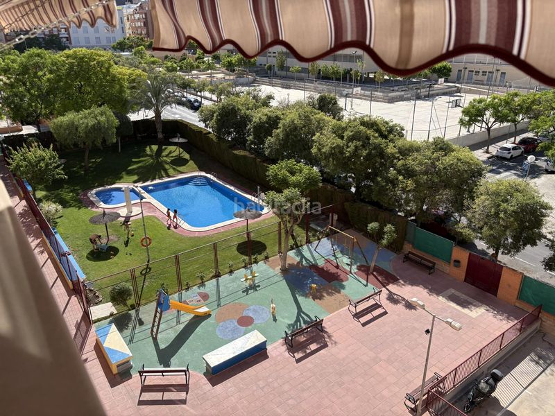 Foto 1f8462b4-88c0-4024-9ca2-6a0b477edd16. Pis amb piscina a Altozano - Conde Lumiares Alicante
