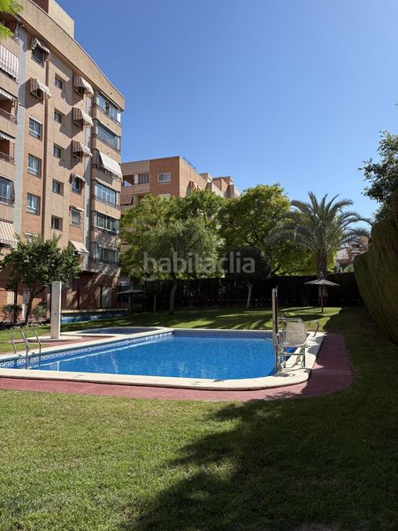 Foto 2e6dd2bc-9277-4f78-a0a6-4685502165eb. Pis amb piscina a Altozano - Conde Lumiares Alicante