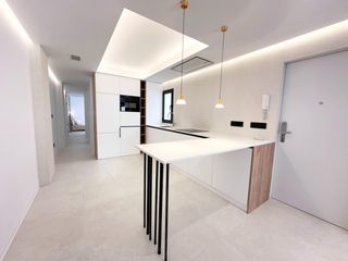 Appartement  Gravina. Vivienda de diseño reformada junto al paseíto ramiro a pasos de