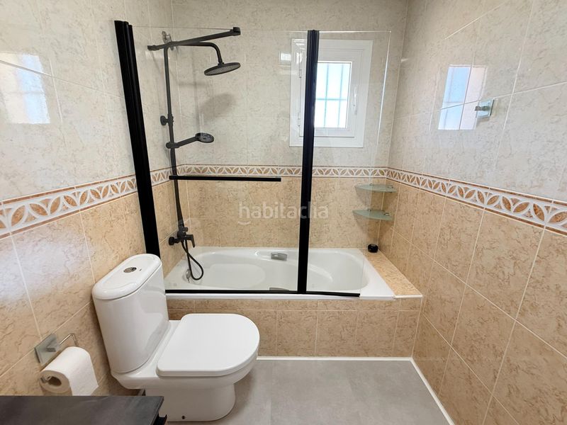 Foto e4ae2d42-8590-4818-b047-7d1f8c482cf6. Casa amb calefacció aparcament piscina a Monforte del Cid