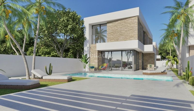 Foto ce8332ba-1c46-43da-add6-063a26cb8254. Casa amb aparcament a Valle del Sol Mutxamel