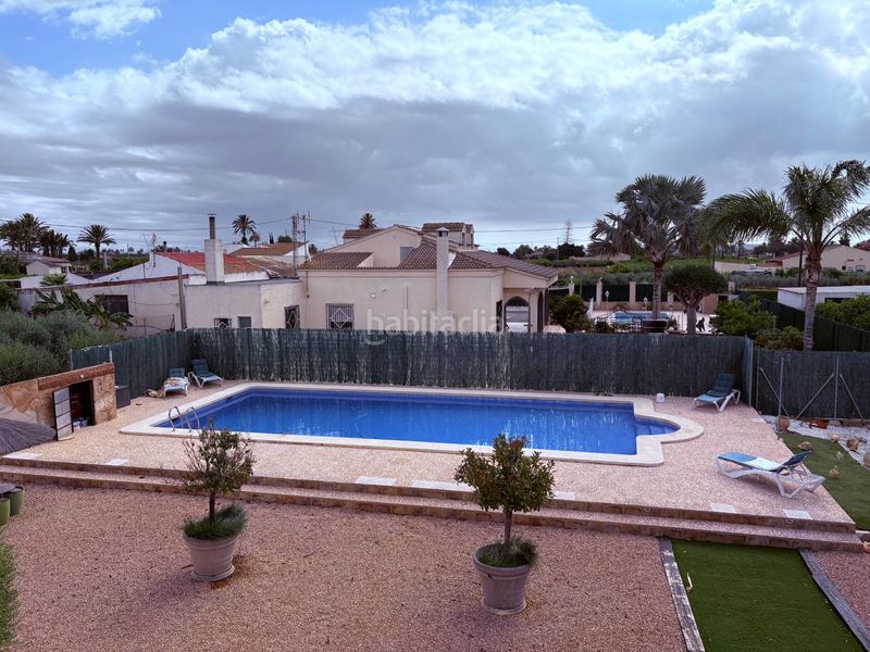 Foto 4507d1e4-cf21-4247-9304-b146a3a2f882. Casa amb aparcament piscina a Centro Elche / Elx