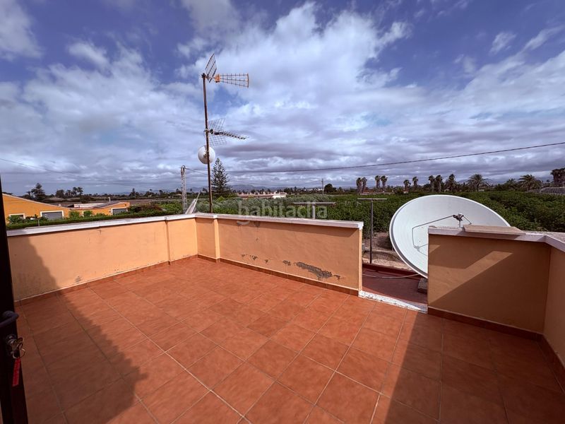 Foto 873ef334-5235-4eef-b1bd-3e23faf206ad. Casa amb aparcament piscina a Centro Elche / Elx