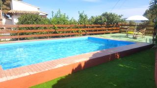 Xalet  Travesera de albaida. Chalet con 4 habitaciones con parking, piscina y vistas a la mon