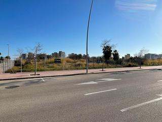 Terreny residencial  N/a. Solar residencial en piles