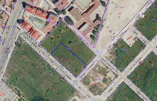 Terreny residencial  Carrer de pego. Solar residencial en playa de gandia