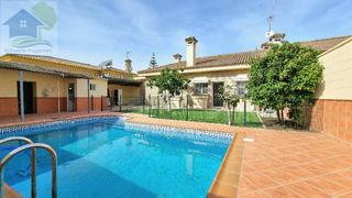 Location Chalet à Cuatro Pinos - El Carmen. Pareado en alquiler en el carmen, 4 dormitorios.