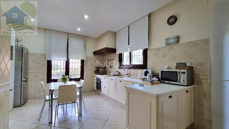 Foto 18597cda-50bb-4d59-8099-5fa53f2c3244. Chalet con riscaldamento parcheggio piscina in Cuatro Pinos - El Carmen Puerto de Santa María (El)