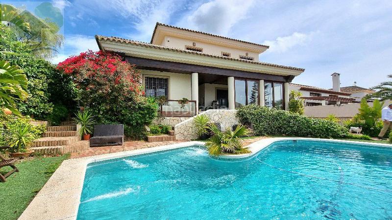 Foto 2d504be0-29bc-4dd3-be9a-60e92f64ea7d. Chalet con riscaldamento parcheggio piscina in Cuatro Pinos - El Carmen Puerto de Santa María (El)