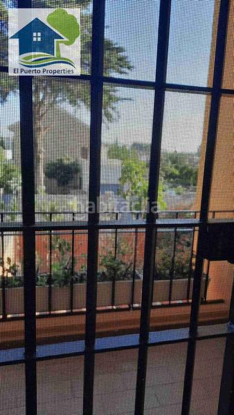 Foto 1d8cd2e2-1eb8-44e2-9ecf-b48480900202. Casa adossada amb calefacció aparcament piscina a Puerto de Santa María (El)