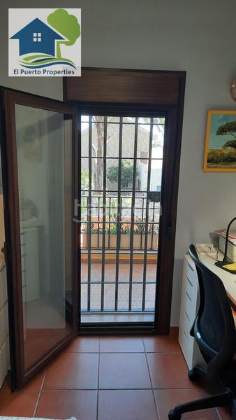 Foto 731061f6-4051-425d-8b05-1e7c9422344e. Casa adossada amb calefacció aparcament piscina a Puerto de Santa María (El)