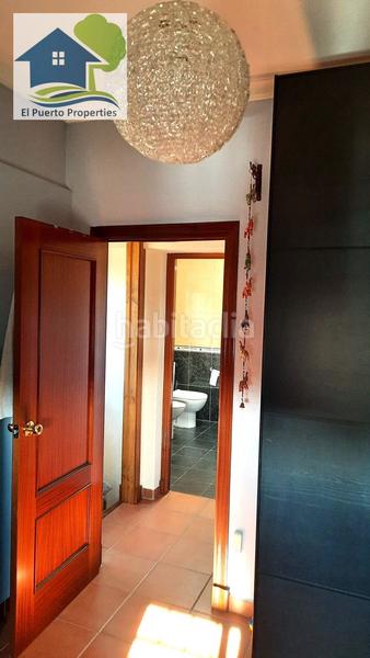 Foto 8cd9ed7e-3edf-49bb-bee7-97a39e12a1bc. Casa adossada amb calefacció aparcament piscina a Puerto de Santa María (El)