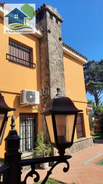 Foto 9e8c3fad-9ac6-4f75-bad3-7e2b3198dc54. Casa adossada amb calefacció aparcament piscina a Puerto de Santa María (El)