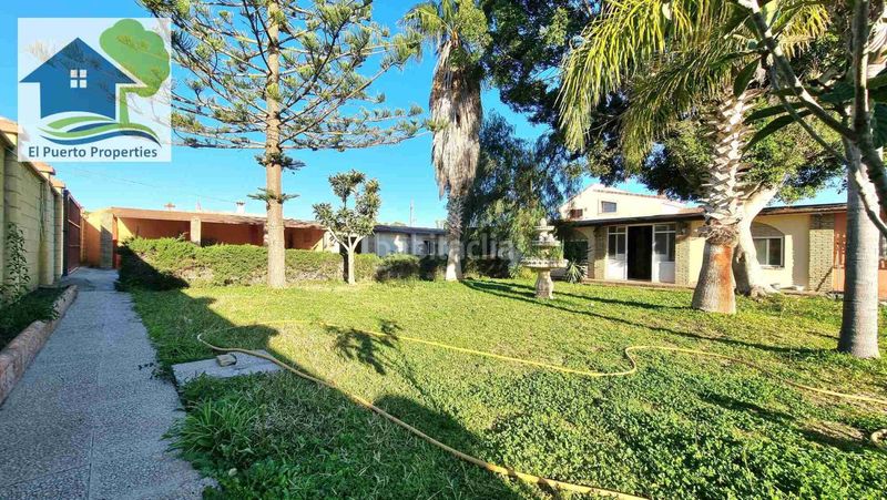 Foto 78250cce-1670-4e49-8245-0e5bfaf6cdd2. Casa amb calefacció aparcament a Cuatro Pinos - El Carmen Puerto de Santa María (El)