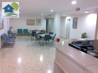Local Comercial a Crevillet. Local com. en venta en av. del ejército, 13 despachos.
