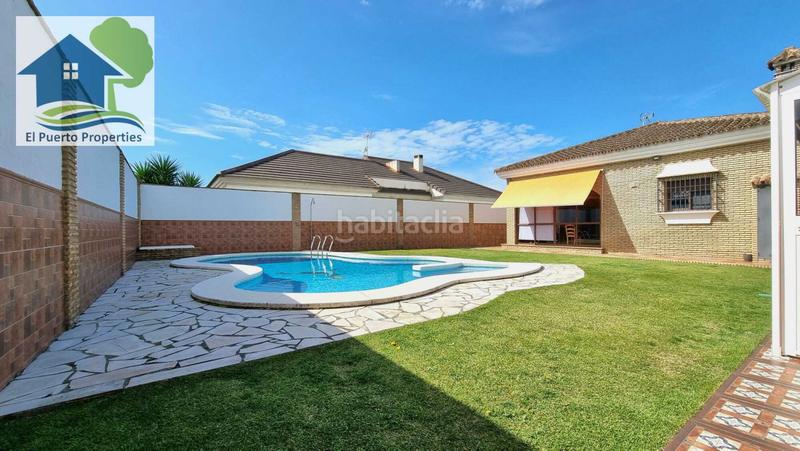 Foto 8c3fe326-8911-4c37-868f-b5cd548380ca. Chalet avec chauffage parking piscine dans Cuatro Pinos - El Carmen Puerto de Santa María (El)