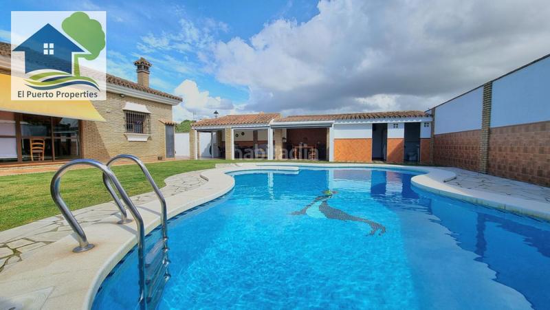Foto b278fe24-fe36-4d3c-8615-6be8afbd21b6. Chalet avec chauffage parking piscine dans Cuatro Pinos - El Carmen Puerto de Santa María (El)