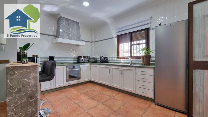 Foto b36dace6-cccd-4b57-a512-f49cf7cb5069. Chalet avec chauffage parking piscine dans Cuatro Pinos - El Carmen Puerto de Santa María (El)