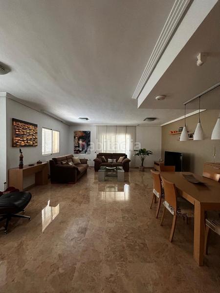Foto 47b1d6e6-db81-4bc9-84b4-385167425041. Chalet avec parking piscine dans Sierra Helada Benidorm