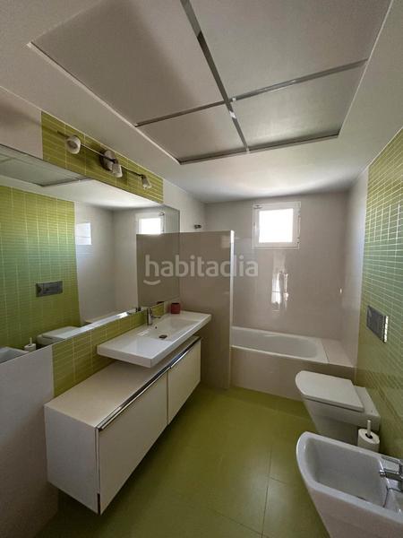 Foto 5073bc27-73f0-47a1-8e73-3e28f51bda7c. Chalet avec parking piscine dans Sierra Helada Benidorm