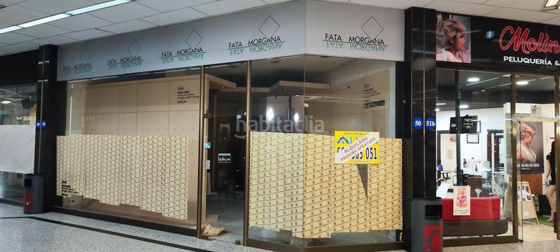 Foto 1020cb92-df35-4fc9-a584-e89194f50849. Alquiler local comercial en calle arabial 45 local frente a bar los diamantes y locamaría en Granada