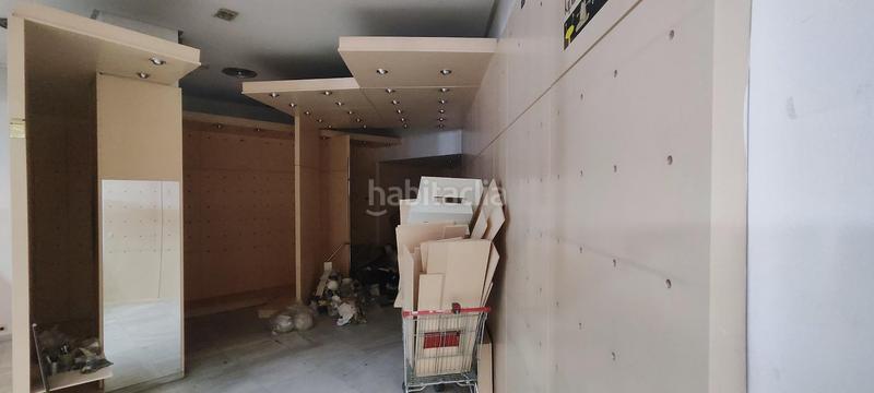 Foto 5a5332ad-2119-45fd-a0aa-e7a8f0954880. Lloguer local comercial a calle arabial 45 a Fígares Granada