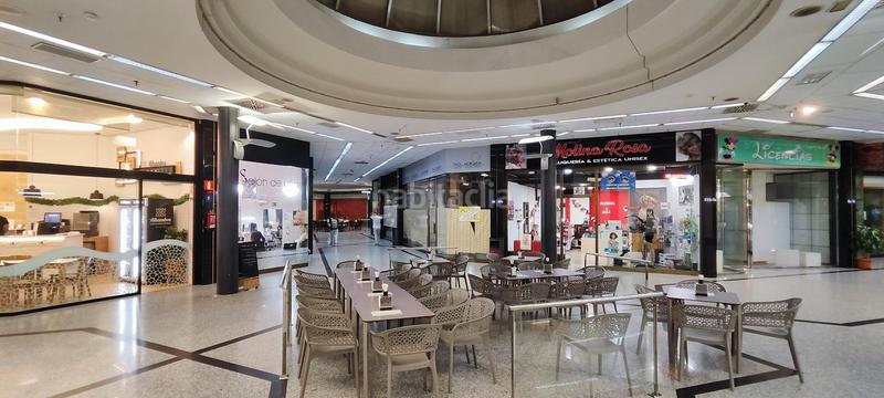 Foto d3647c1c-0669-41c6-8d34-3d3059295e17. Location local commercial dans calle arabial 45 dans Granada