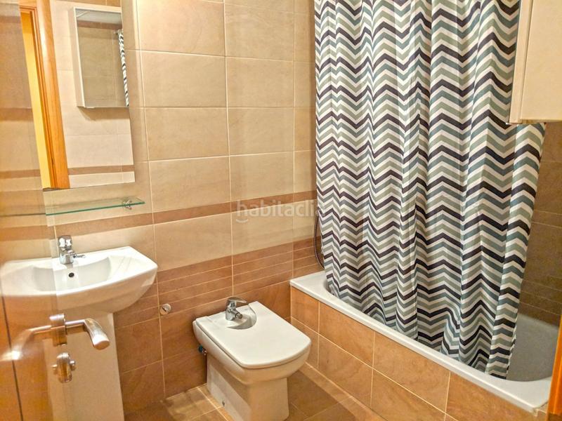Foto 675031d2-cd35-4cbf-90e6-0187478fa20e. Piso en calle gaviota 8 edificio en venta calle gaviota en Granada
