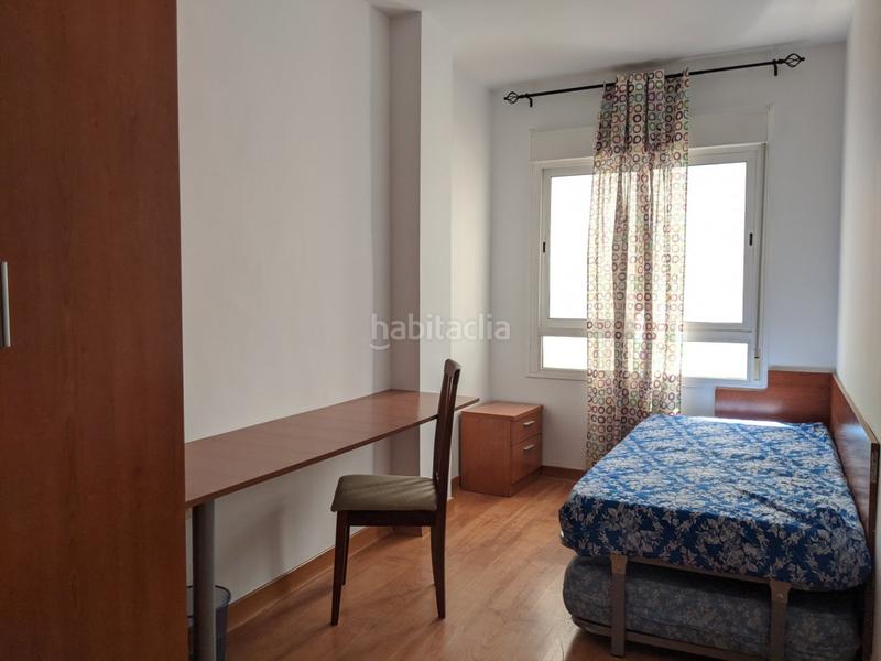 Foto fbe3de4c-2aa6-4710-afb4-623806ccaad5. Piso en calle gaviota 8 edificio en venta calle gaviota en Granada