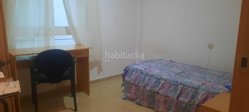 Foto d424dbf0-a564-4e6f-84db-3ebbca3de51c. Lloguer pis a calle tortola 5 a Pajaritos Granada