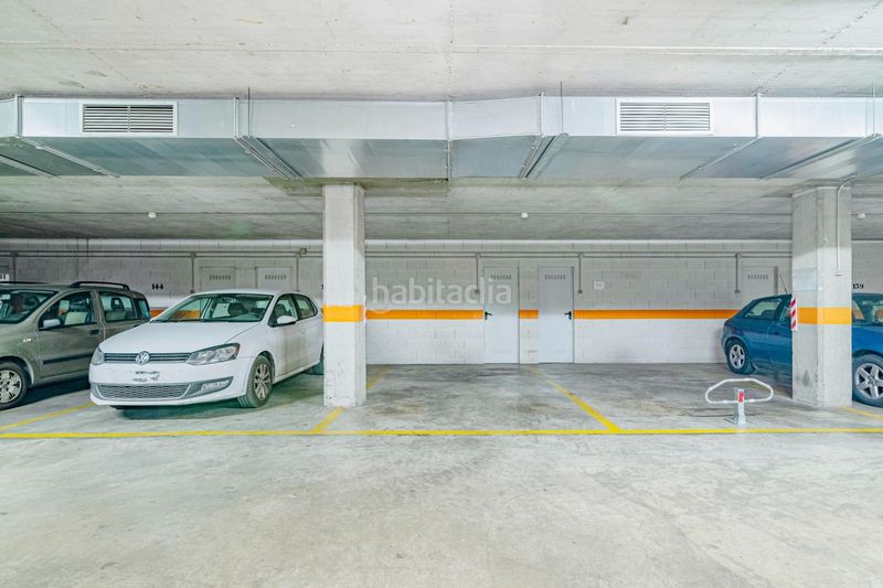 Foto 2528a7fb-39ee-4a54-8dae-8fa816ac5e72. Pis amb aparcament piscina a Campus de la Salud Granada