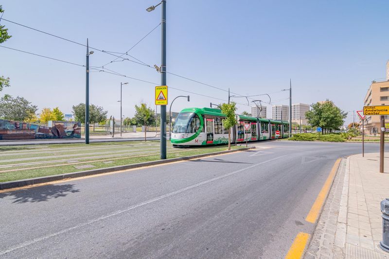 Foto 261c2bb0-273c-44f8-b905-77e9987e6a2a. Pis amb aparcament piscina a Campus de la Salud Granada