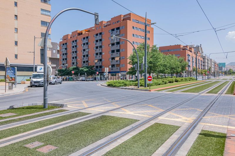 Foto 80633343-2d73-4c87-b05b-3b8b6fdfbcab. Pis amb aparcament piscina a Campus de la Salud Granada