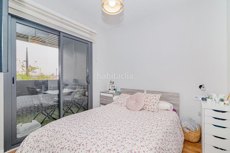 Foto 874728a1-40e6-4bc3-9582-209cce93438d. Pis amb aparcament piscina a Campus de la Salud Granada