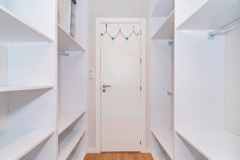 Foto 9945b580-21ad-4dc9-aa26-3c7e4e64e167. Pis amb aparcament piscina a Campus de la Salud Granada